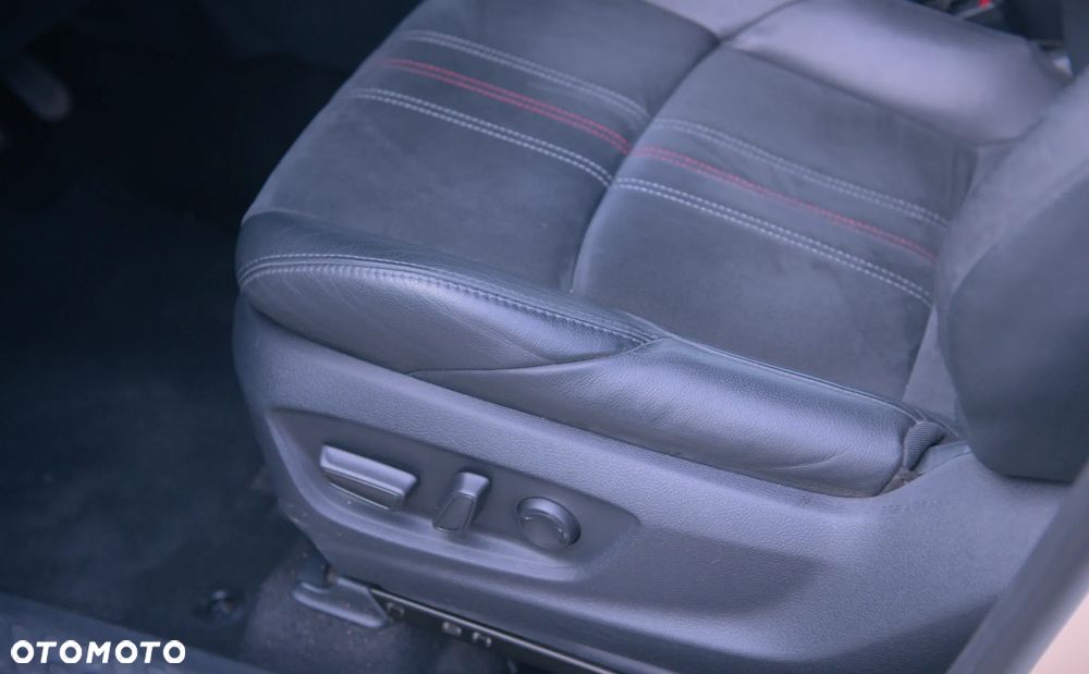 Toyota C-HR 2.0 Hybrid GR Sport - 6