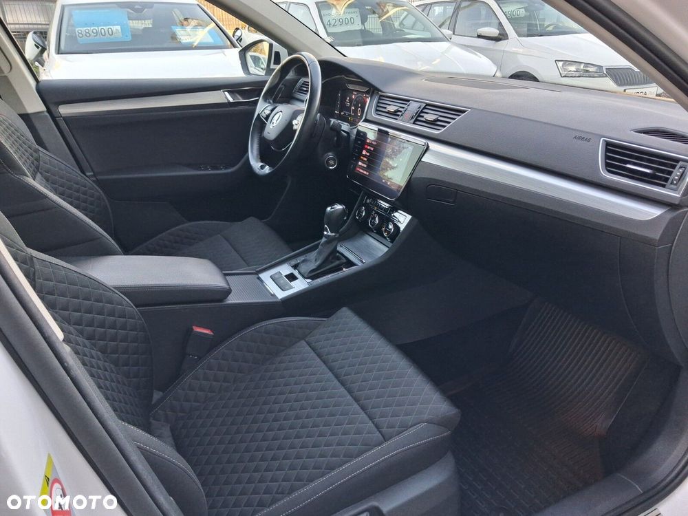 Skoda Superb 2.0 TDI SCR Ambition DSG - 14