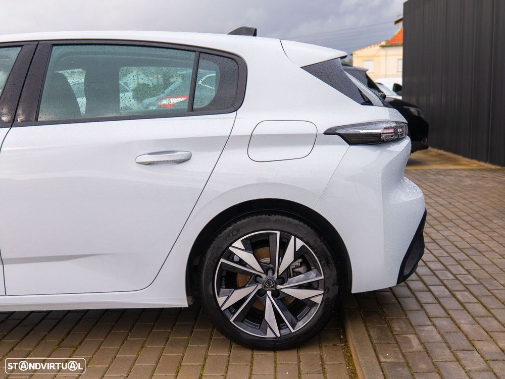 Peugeot 308 180 e-EAT8 Allure - 4