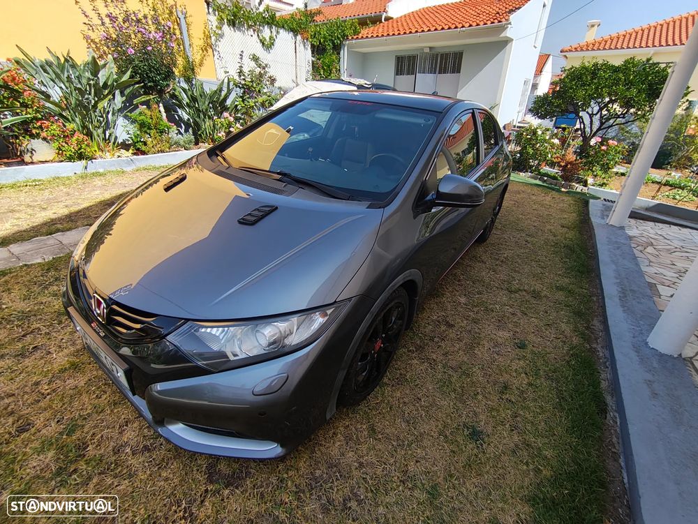 Honda Civic 2.2 i-DTEC Executive - 1