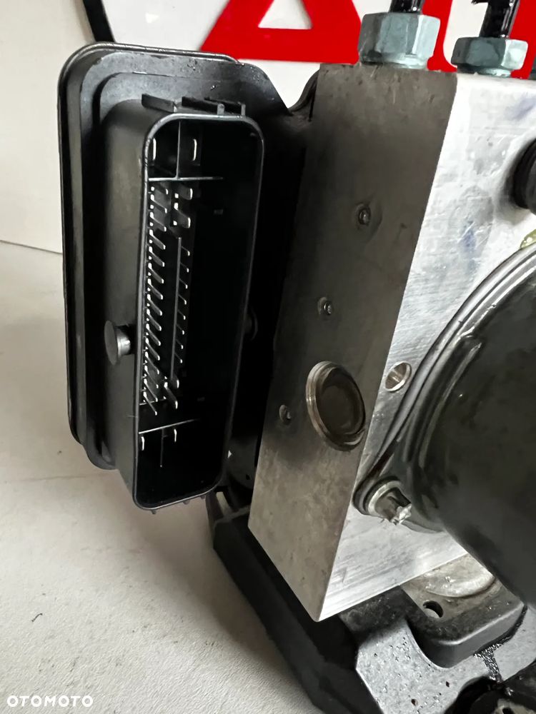 AUDI A4 B9 A5 F5 8W POMPA HAMULCOWA ABS 8W0907379Q MAŁY PRZEBIEG - 2