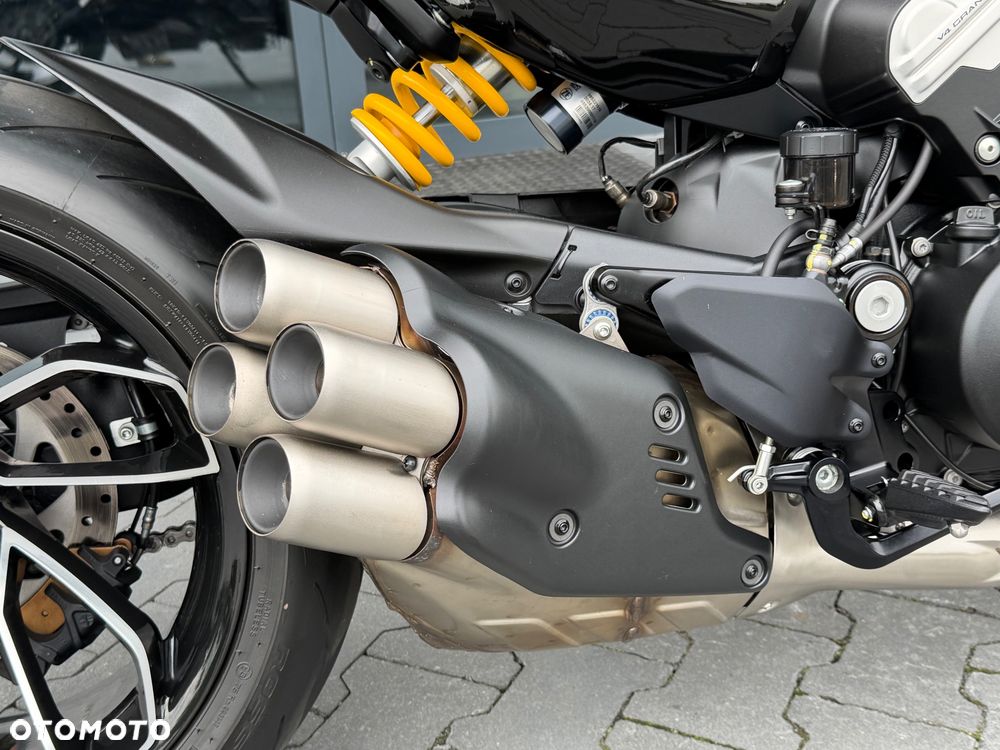 Ducati Diavel - 13