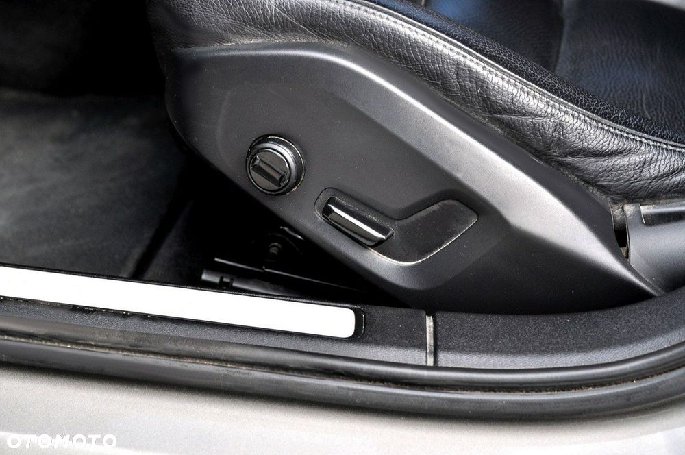 Volvo V60 D3 Geartronic Momentum Pro - 22