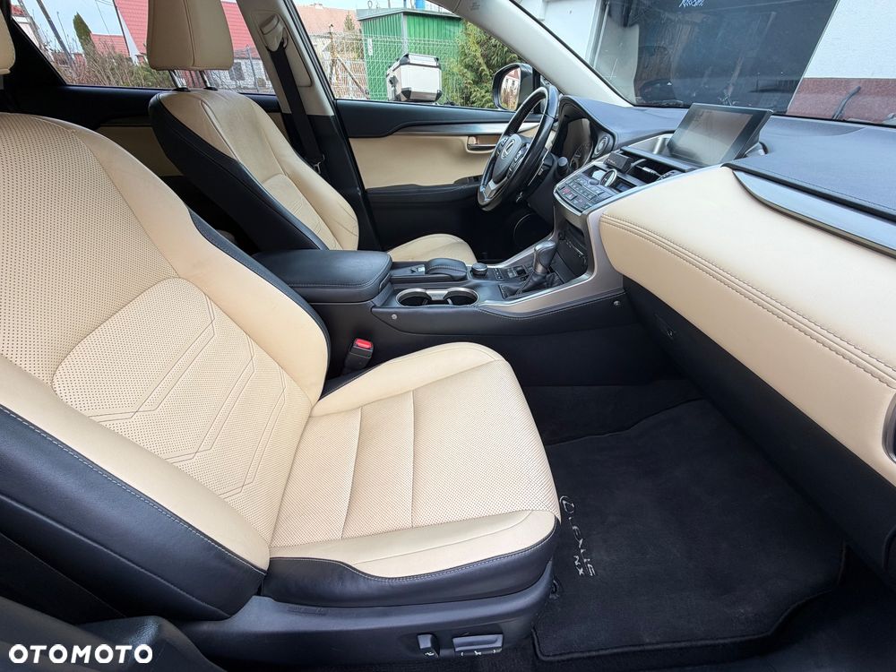 Lexus NX 200t Comfort AWD - 14