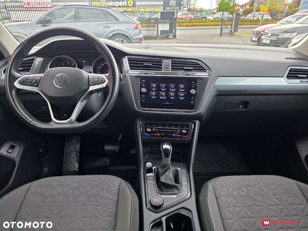 Volkswagen Tiguan - 21