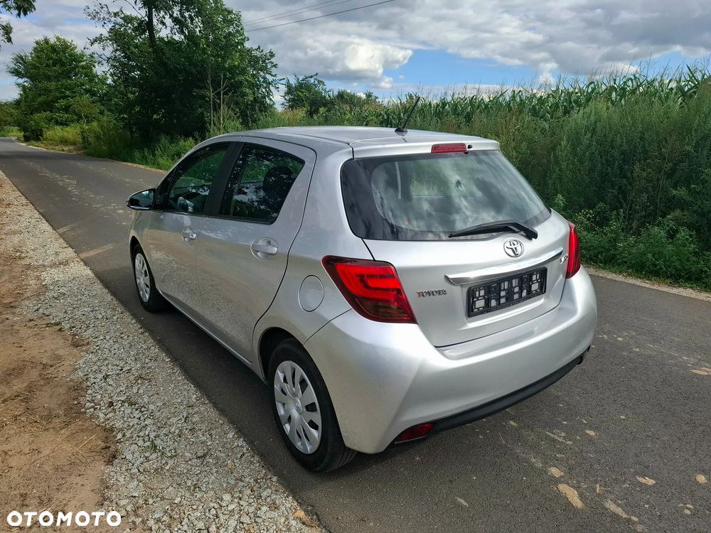 Toyota Yaris 1.0 VVT-i Style - 10