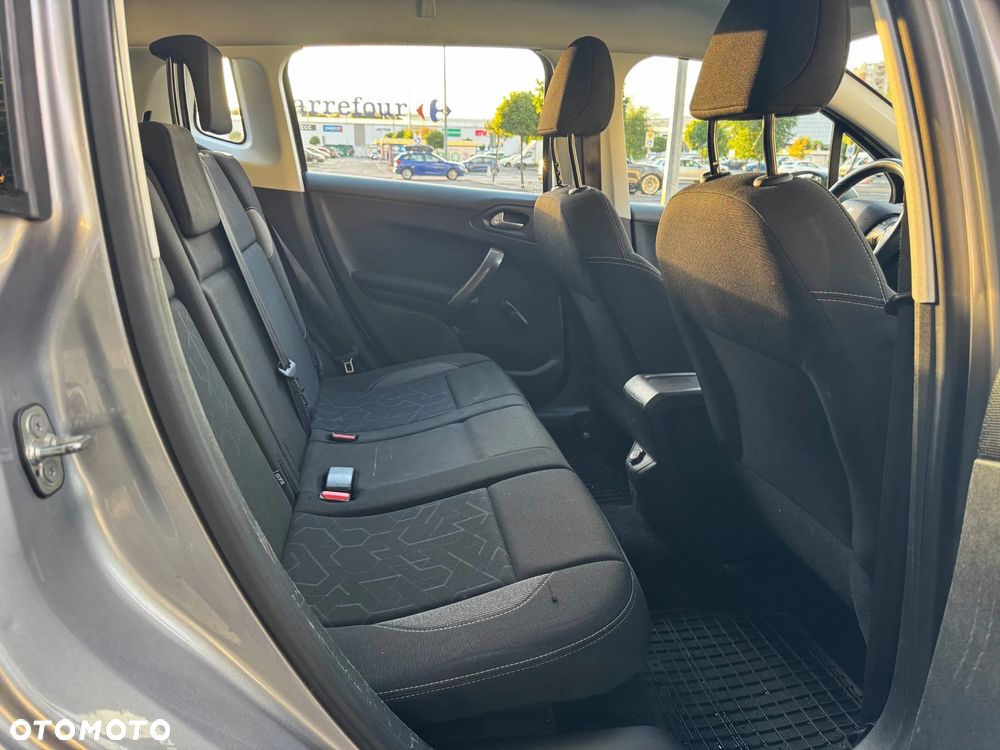 Peugeot 2008 - 17