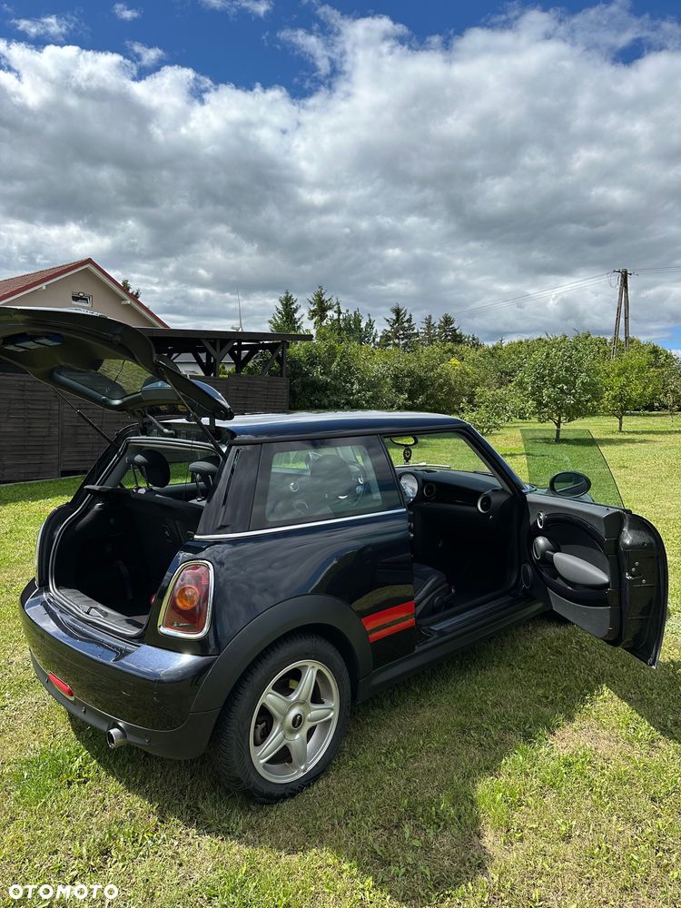 MINI Cooper Standard - 6