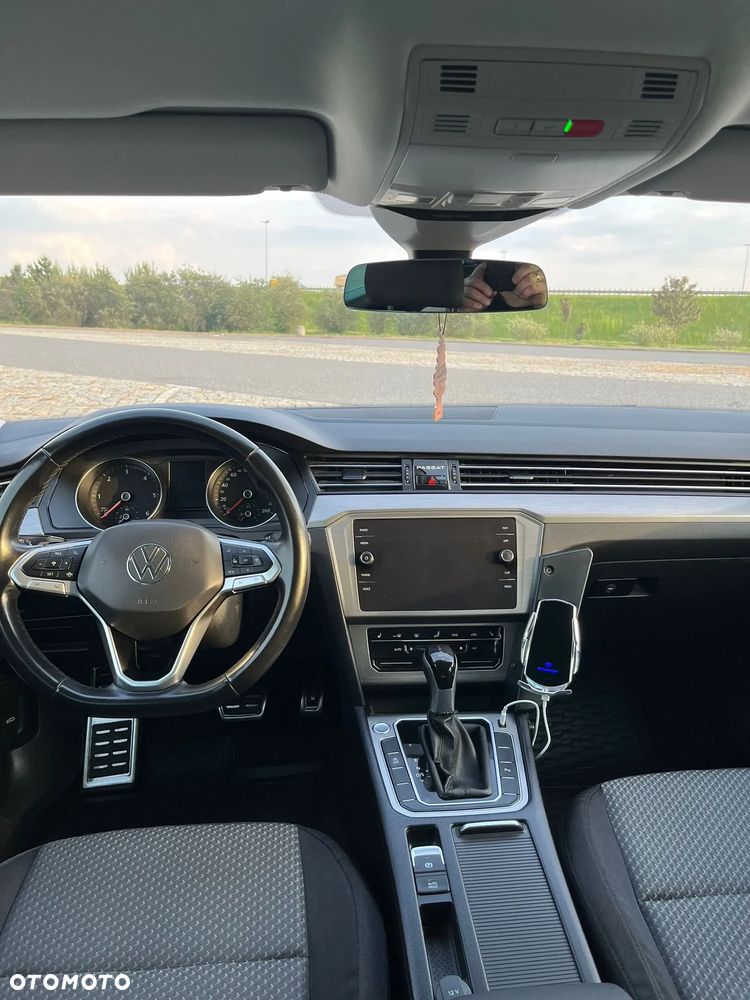 Volkswagen Passat 2.0 TDI EVO Business DSG - 18