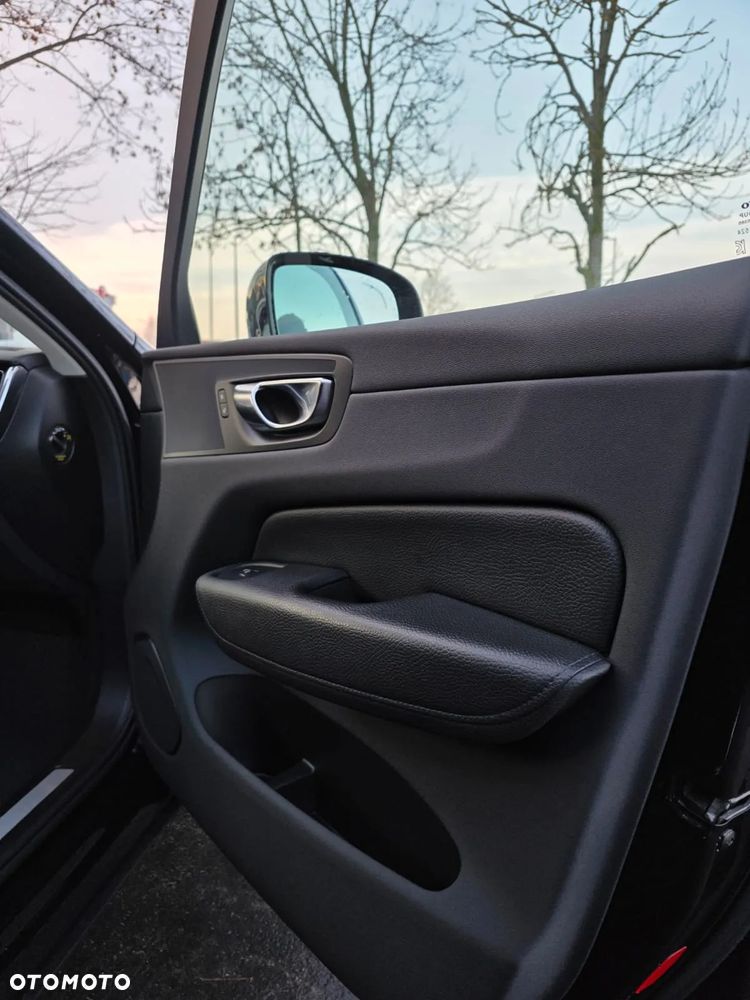 Volvo XC 60 T4 Inscription - 30