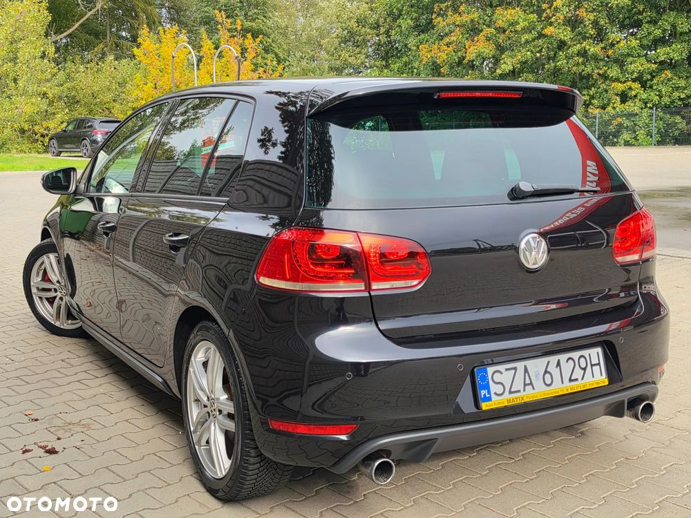 Volkswagen Golf 2012 photo 3