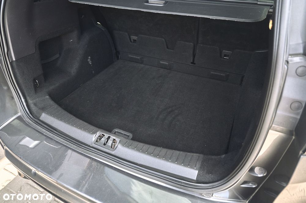 Ford Kuga - 13