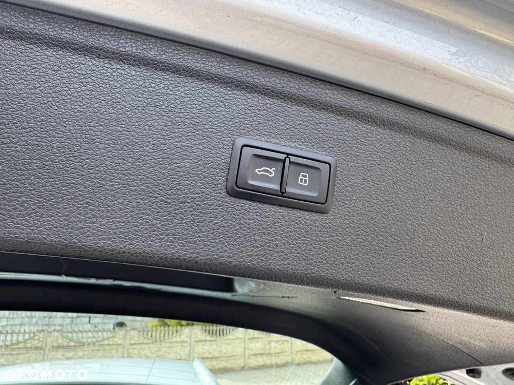 Audi Q5 40 TDI Quattro S tronic design - 17