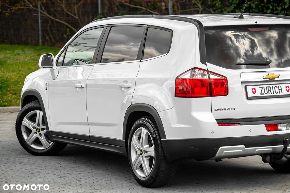 Chevrolet Orlando - 38