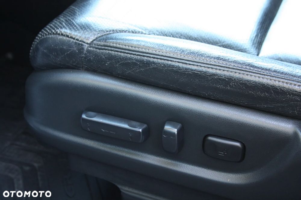 Honda CR-V 2.0i-VTEC 4WD Automatik Executive - 13