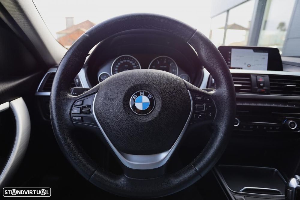 BMW 318 d Line Sport Auto - 12