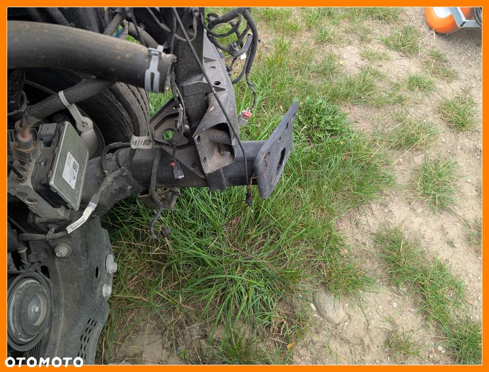 RAM 1500 Crew Cab Shortbed Bighorn - 11