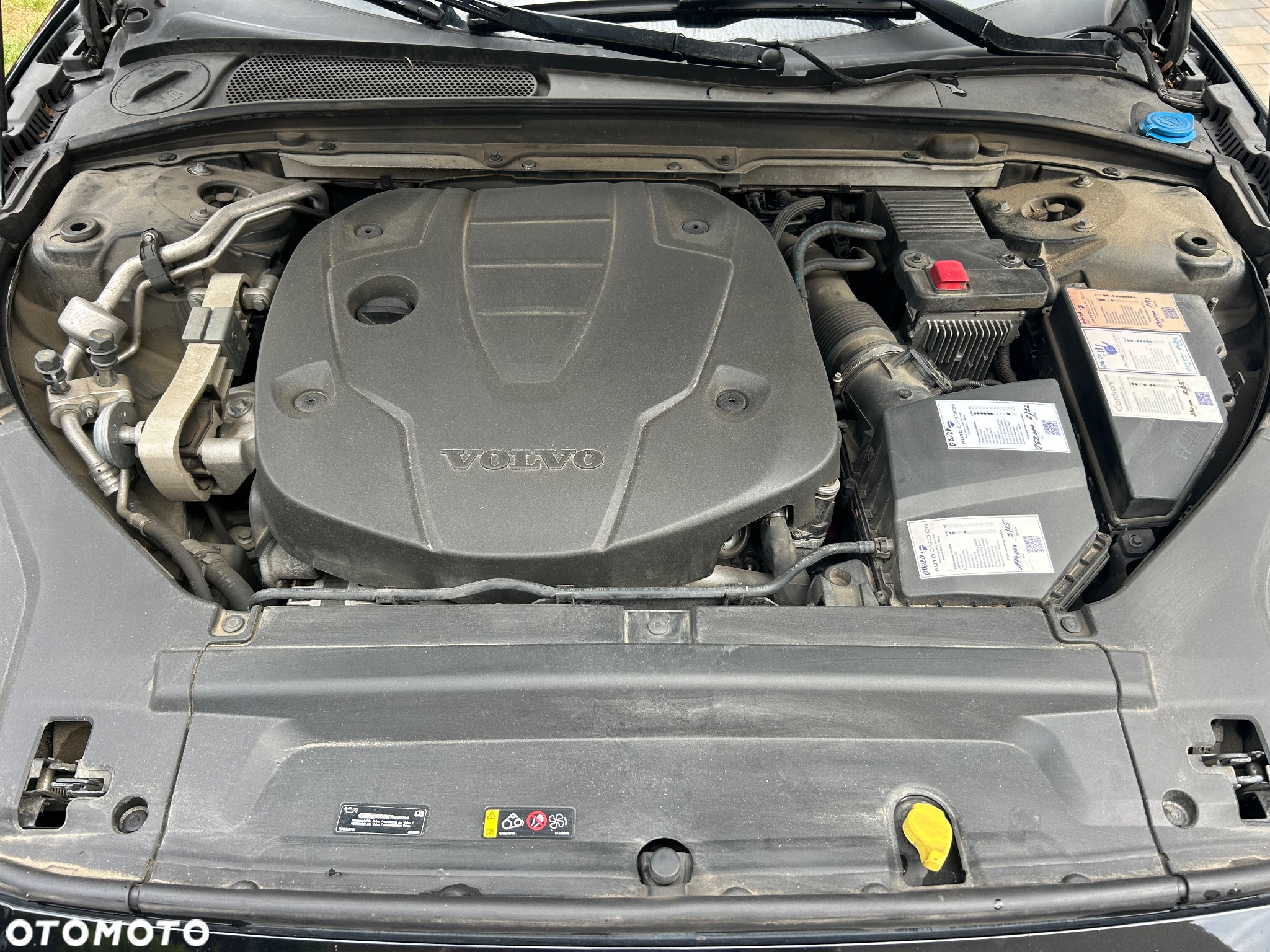 Volvo S90 D5 SCR AWD R-Design - 22