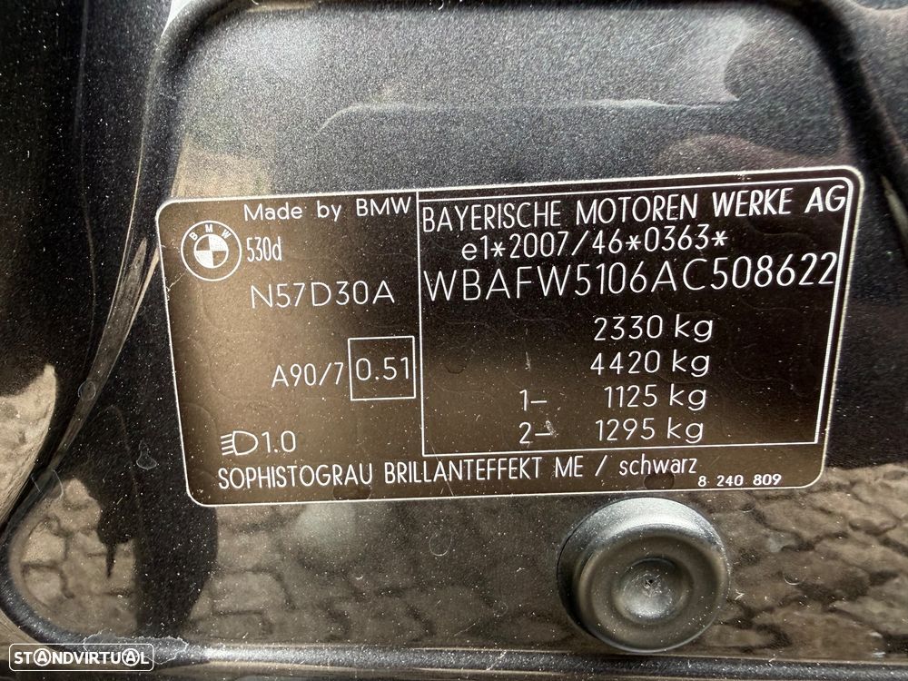 BMW 530 d Auto - 41