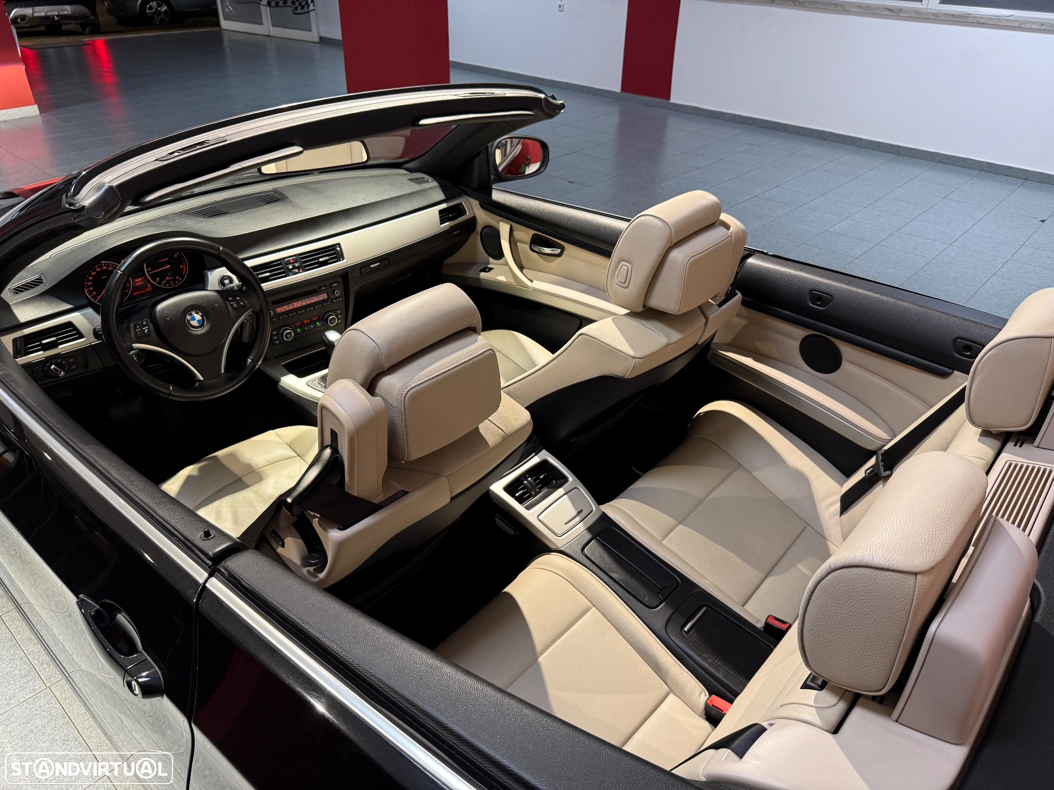 BMW 320 d Auto Line Sport - 14
