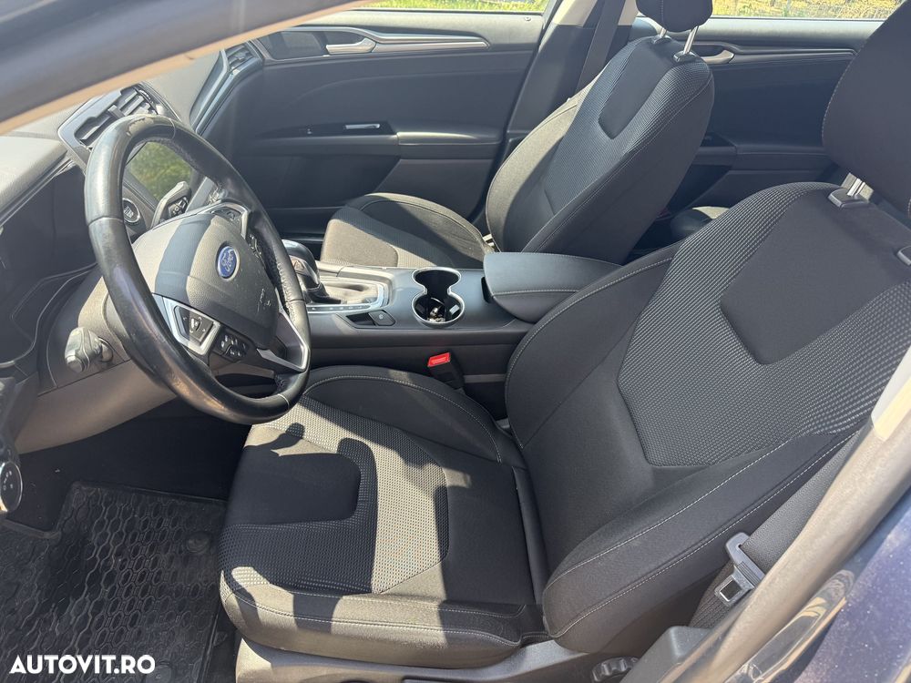 Ford Mondeo 2.0 HEV Titanium - 10