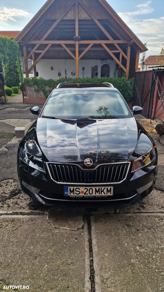 Skoda Superb 2.0 TDI Style - 1