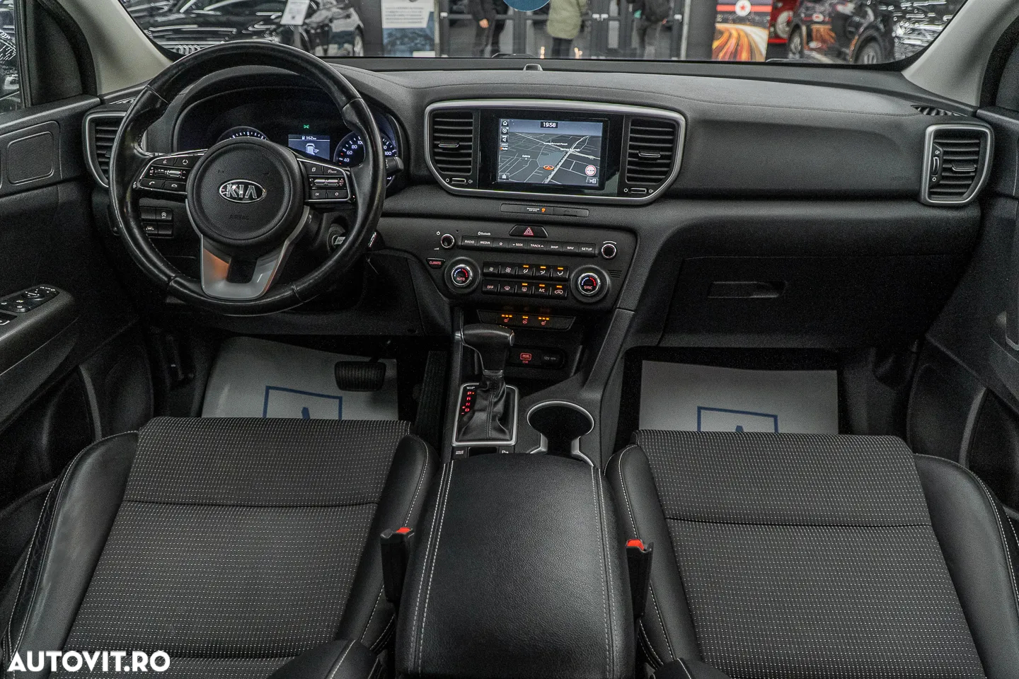 Kia Sportage 1.6 T-GDI 7DCT 4x4 Style - 36