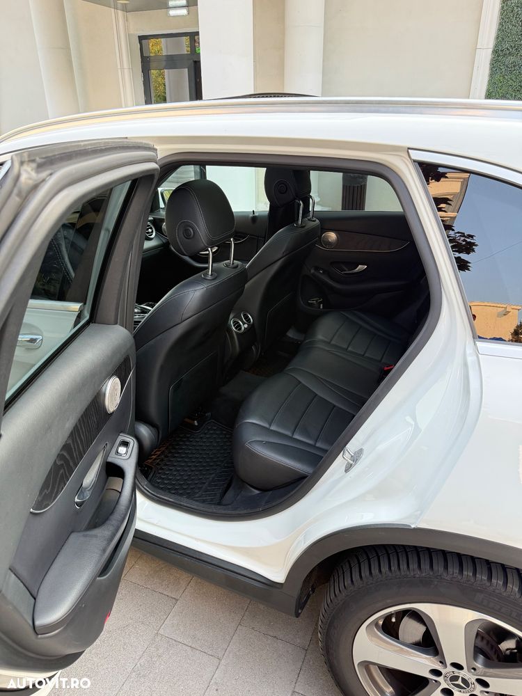 Mercedes-Benz GLC - 8