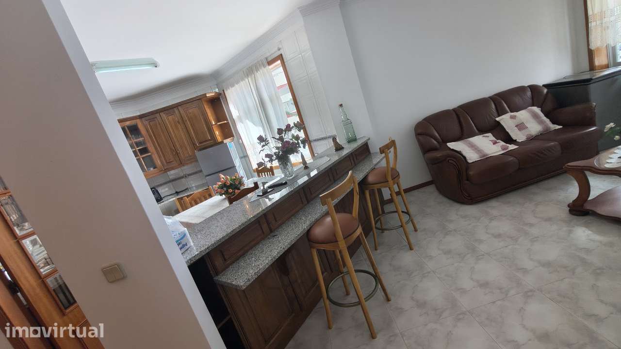 Apartamento T1 - Mobilado e equipado - Grande imagem: 5/10