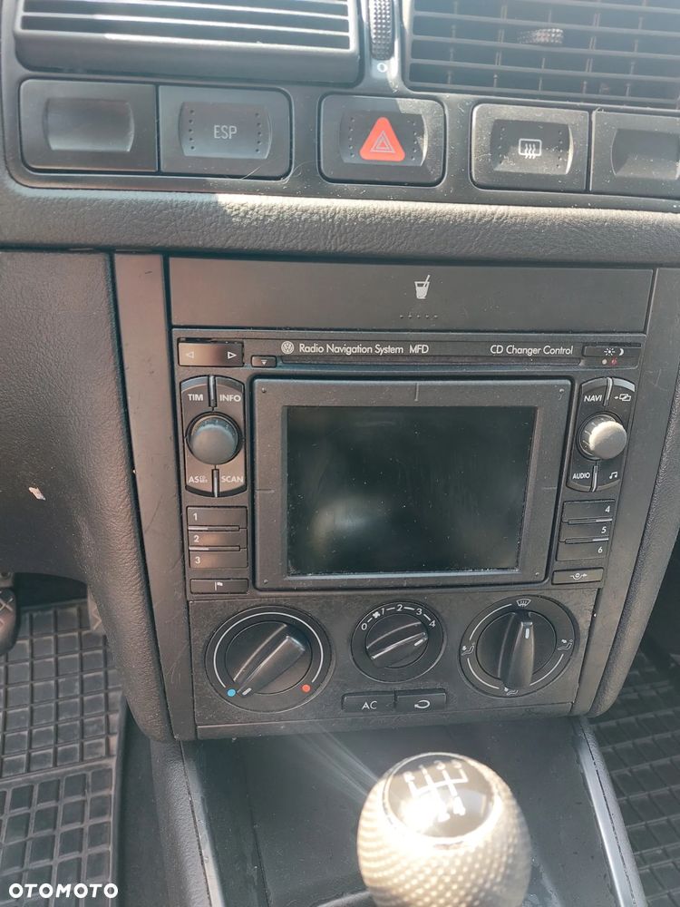 Volkswagen Golf - 3