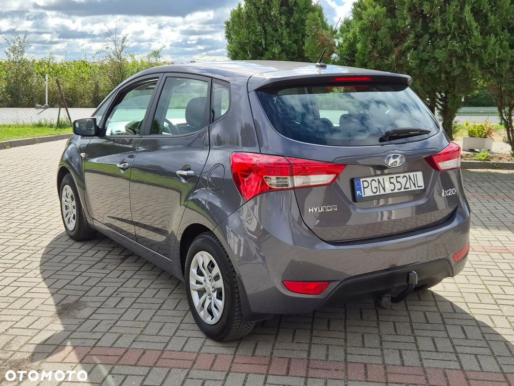 Hyundai Ix20 2016 photo 4