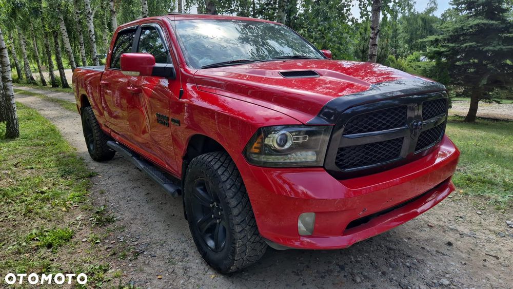 Dodge RAM 5.7 4x4 - 8