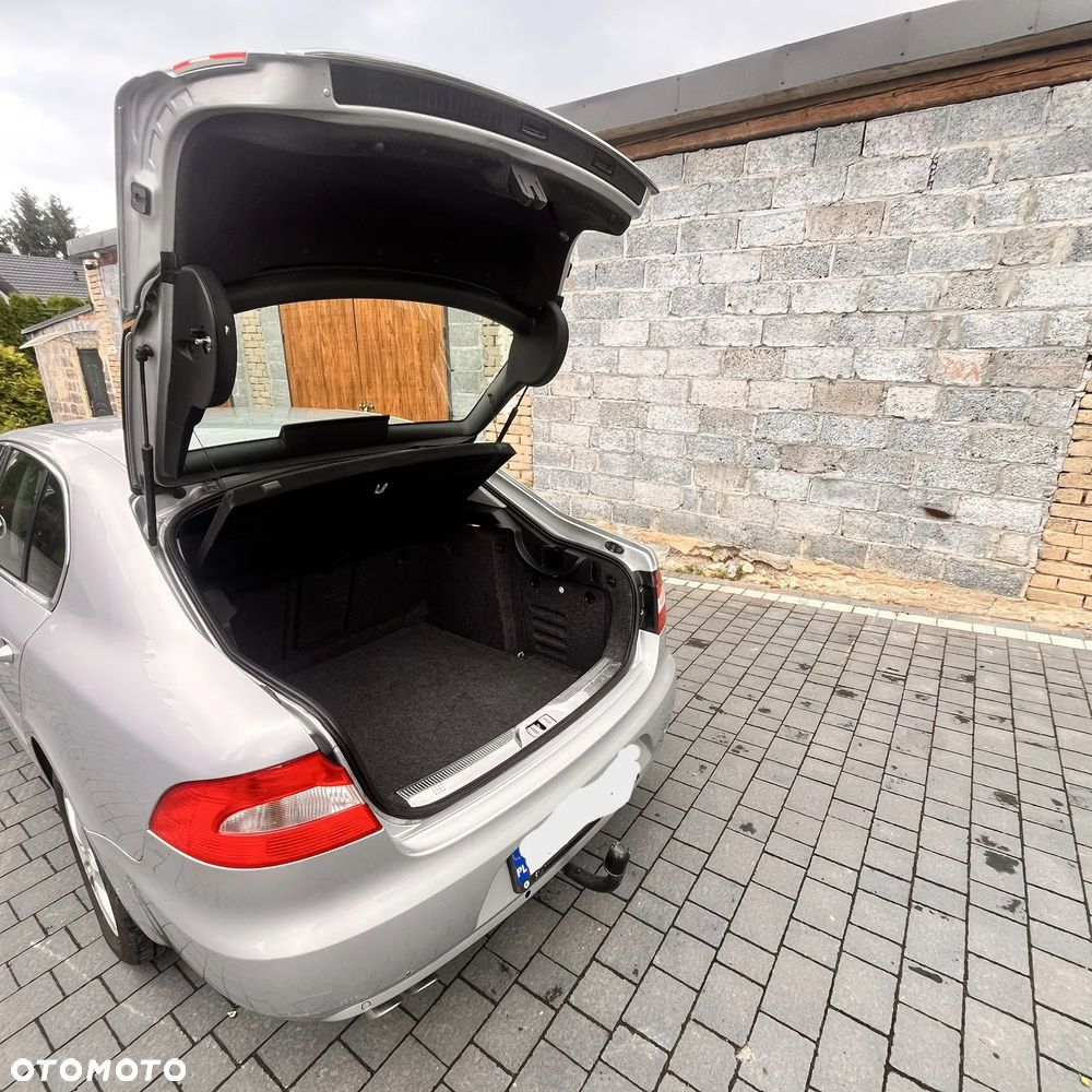 Skoda Superb 2.0 TDI Ambition - 6