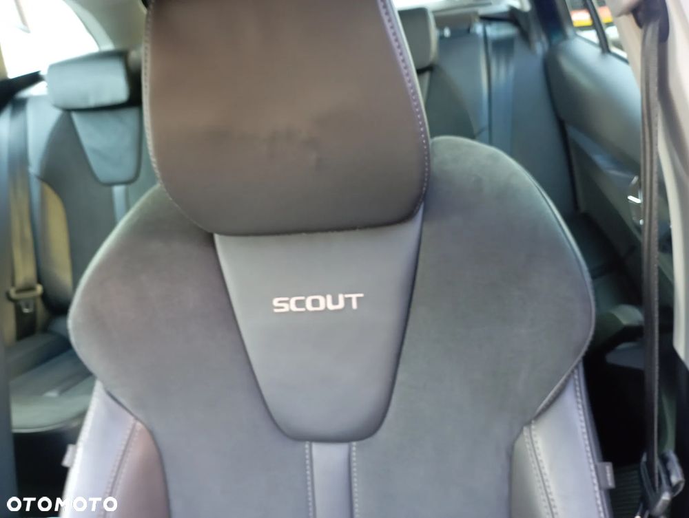 Skoda Octavia 2.0 TDI 4x4 Scout DSG - 29