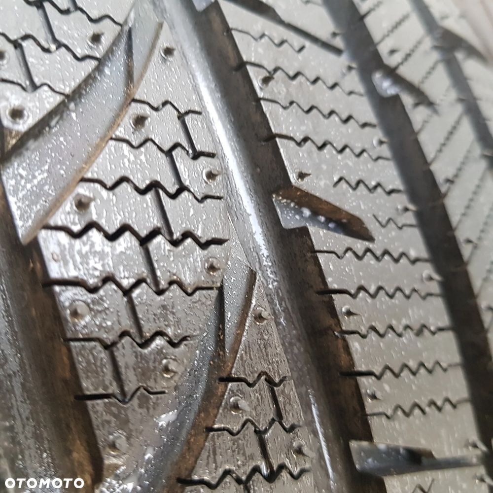 2x 225/50R17 Bridgestone Blizzak LM35 Para opon zimowych Poznań - 2