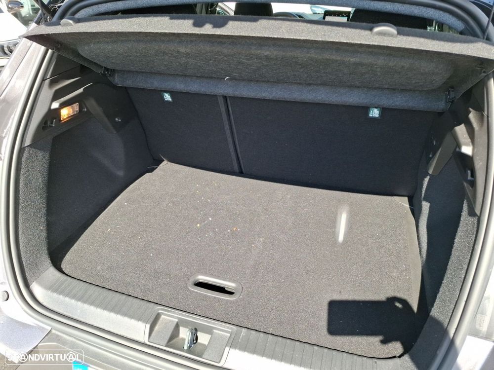 Renault Captur 1.0 TCe Techno Bi-Fuel - 24