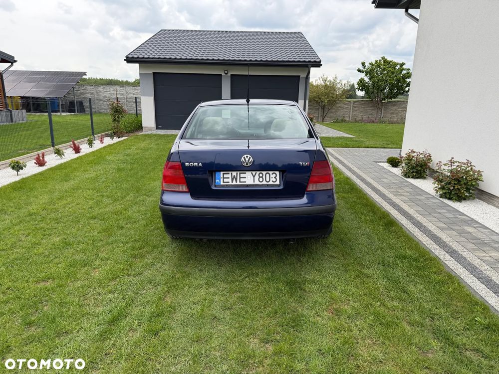 Volkswagen Bora - 3