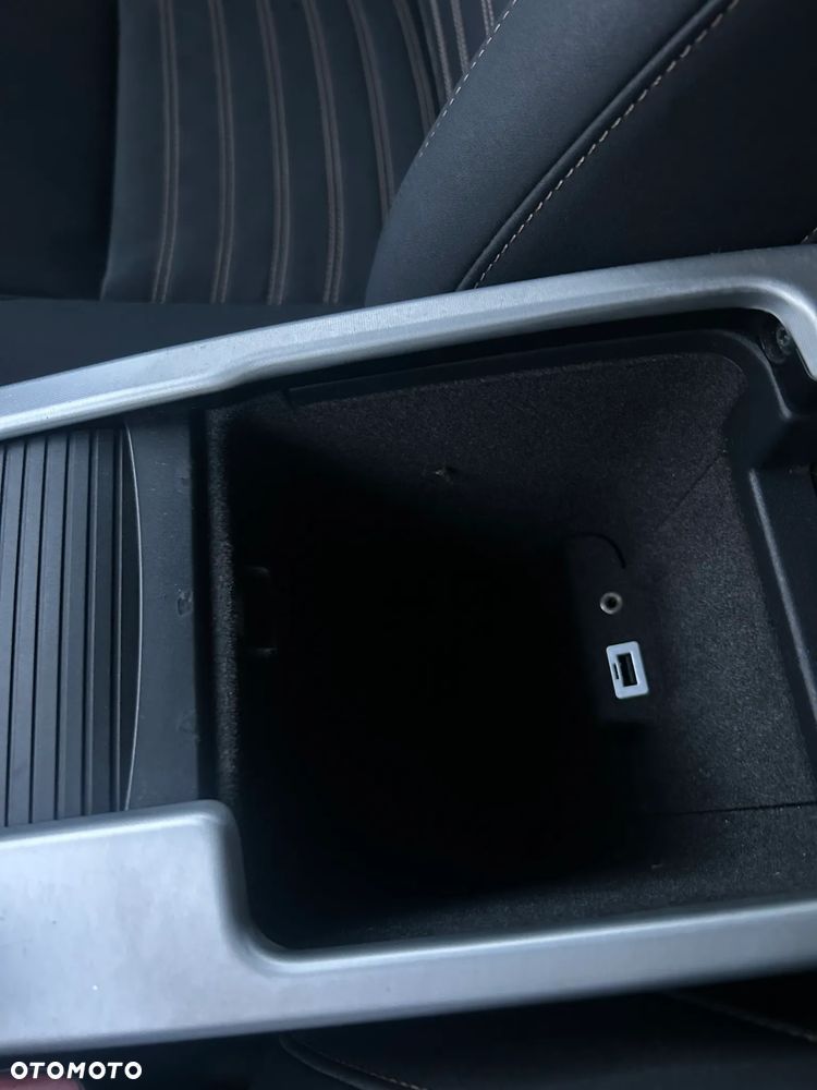 Volvo V50 - 20