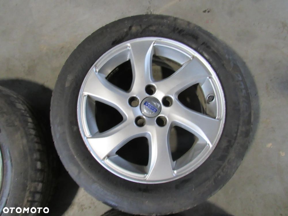 volvo v40 2014r felgi aluminiowe r16 - 5