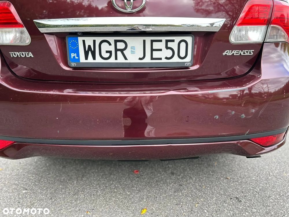 Toyota Avensis 2.0 D-4D Premium - 5