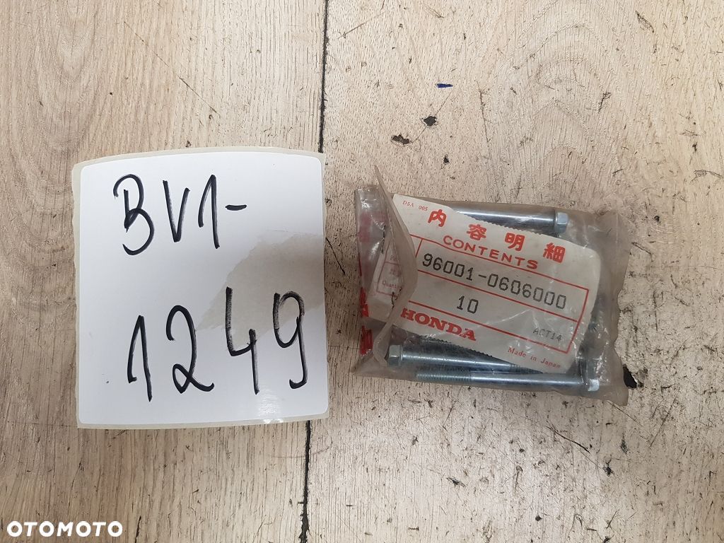 Zestaw śrub Honda DAX 50 70 NSR75 CR80 CR85  96001-0606000 - 1
