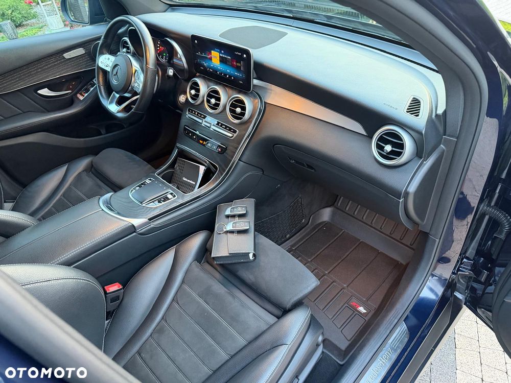 Mercedes-Benz GLC 400 d 4Matic 9G-TRONIC AMG Line - 25