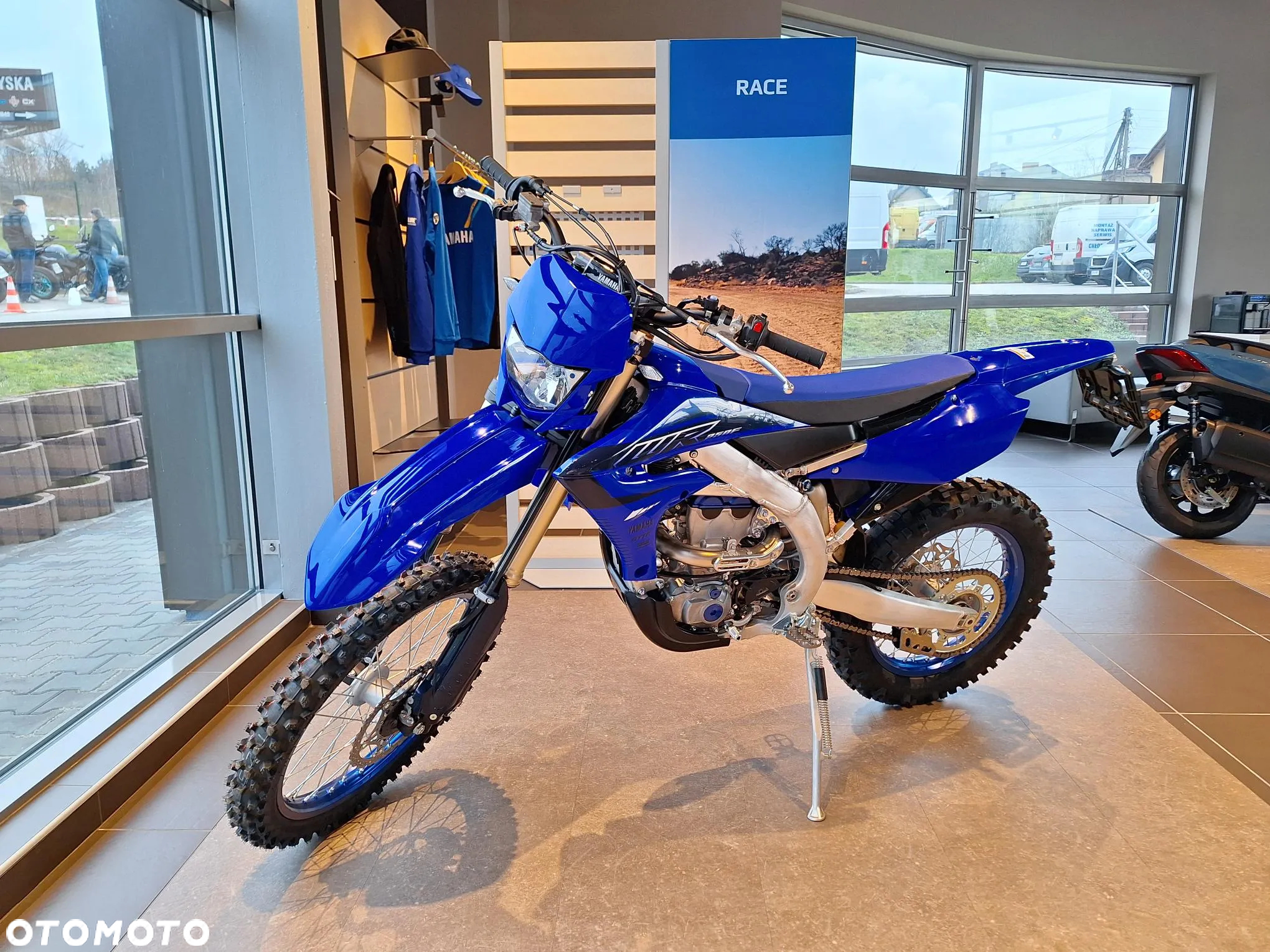 Yamaha WR - 8
