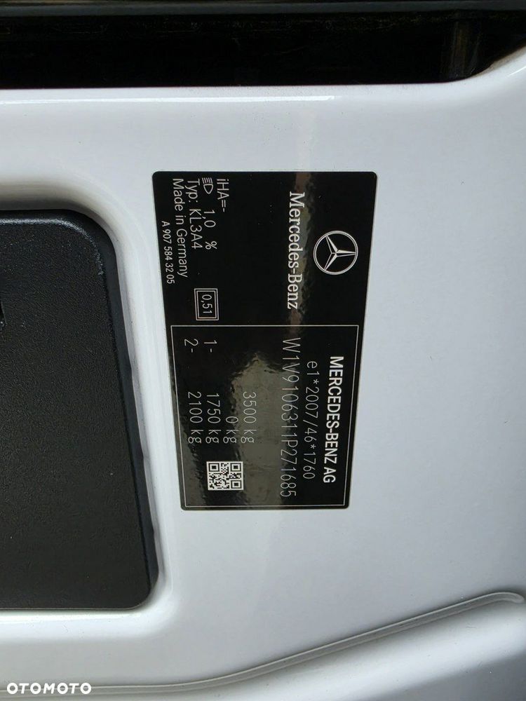 Mercedes-Benz Sprinter - 11