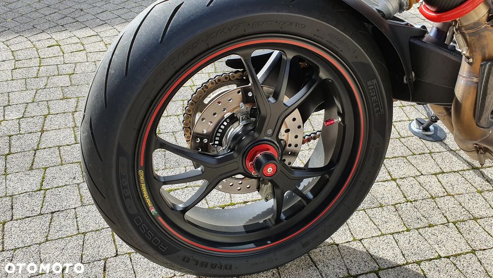 Ducati Hypermotard - 9