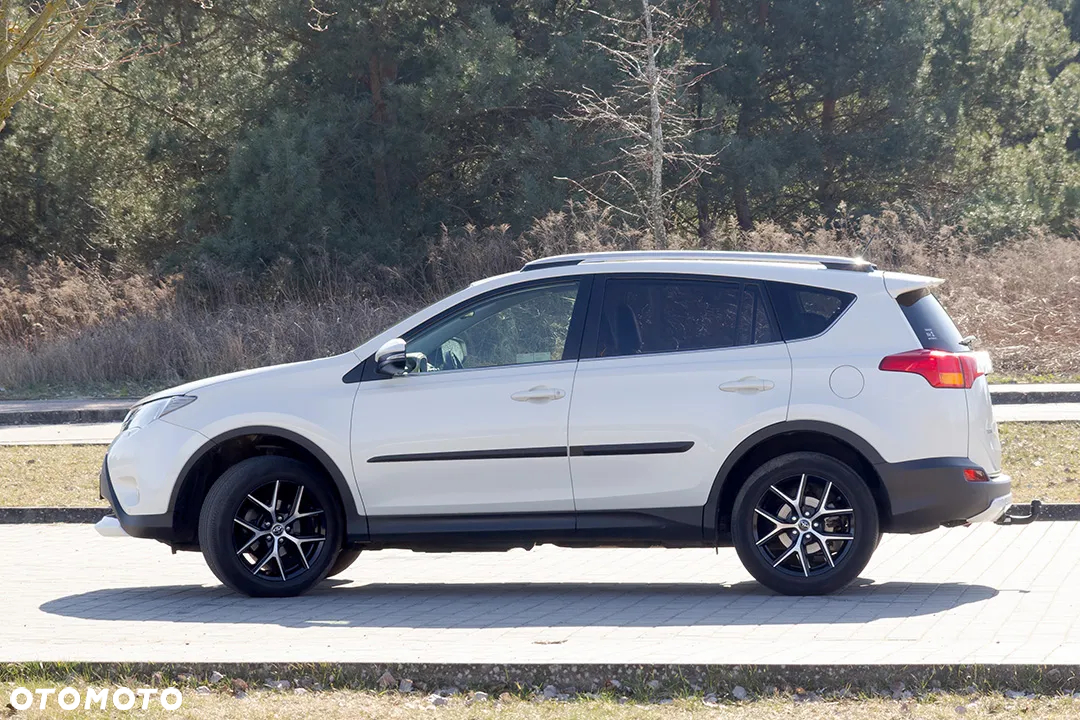 Toyota RAV4 2.0 Premium EU6 - 6
