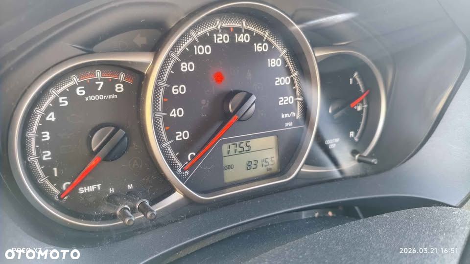 Toyota Yaris 1.33 Premium - 7