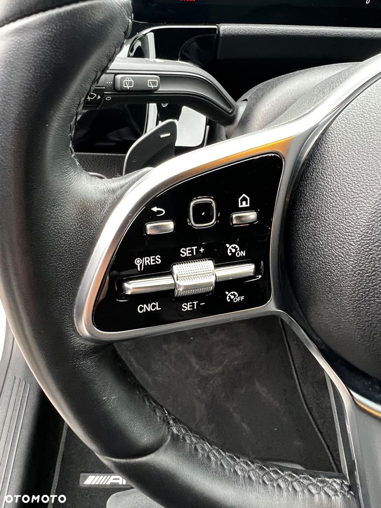 Mercedes-Benz GLA 250 4Matic 7G-DCT AMG Line - 20