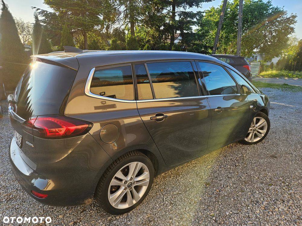 Opel Zafira 2.0 D (CDTI ecoFLEX) Start/Stop Active - 9