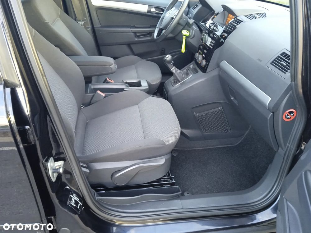 Opel Zafira 1.6 Enjoy - 8